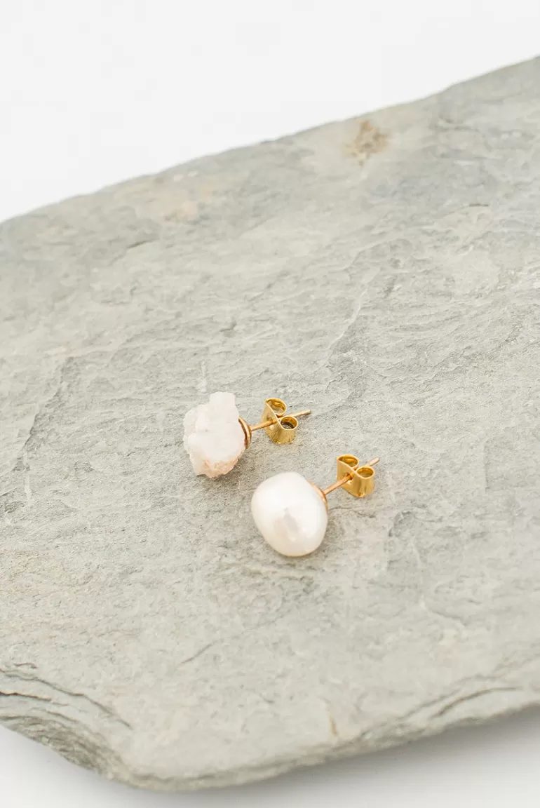 Women Olive Clothing Bella Pearl And Stone Studs, White Stone