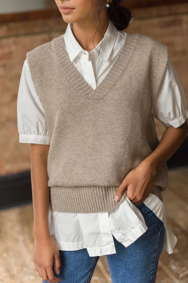 Women Olive Clothing Boyfriend Knit Vest, Oatmeal