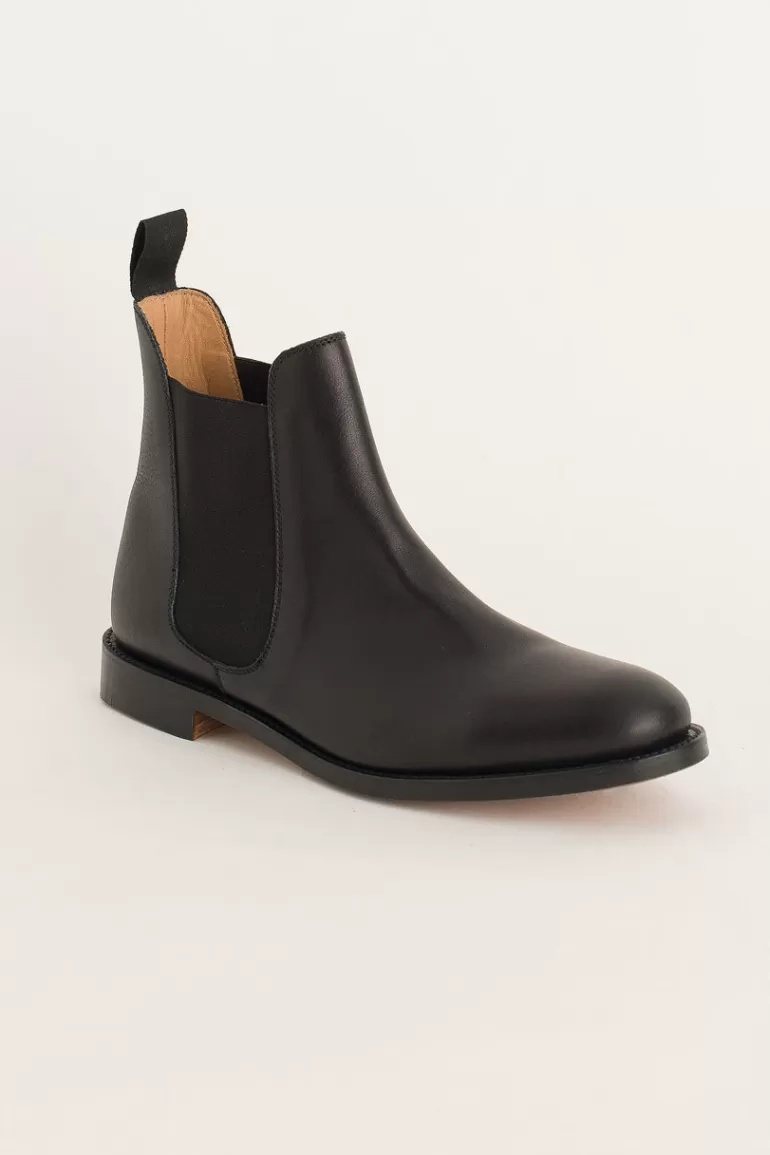 Women Olive Clothing Chelsea Boot (Made In England), Black