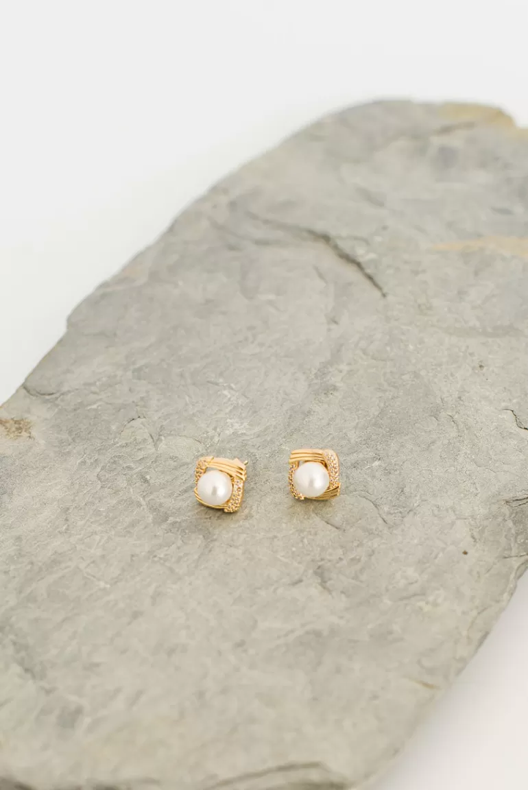 Women Olive Clothing Hannah Square Pearl Earrings, Gold Plated