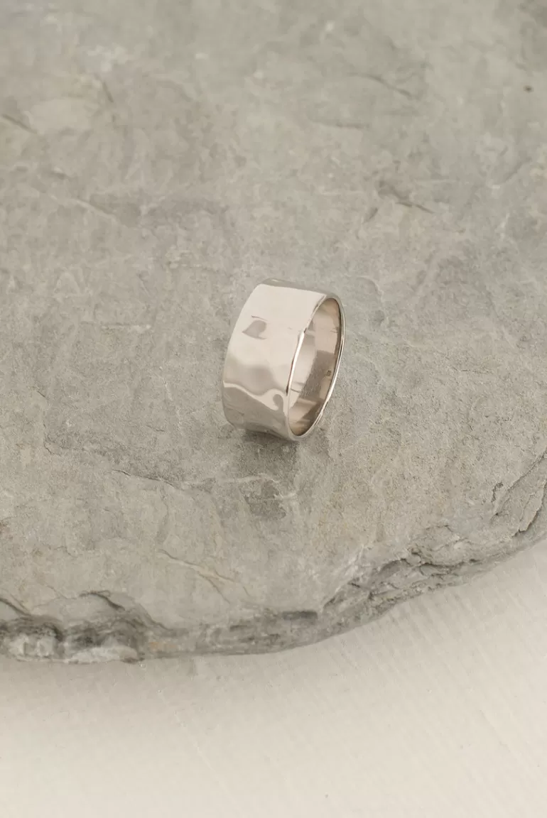 Women Olive Clothing Hattie Hammered Ring, Sterling Silver