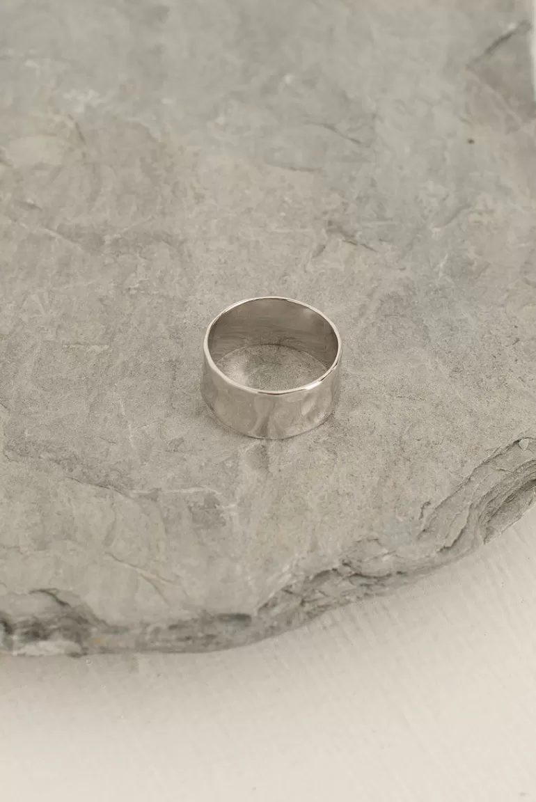 Women Olive Clothing Hattie Hammered Ring, Sterling Silver