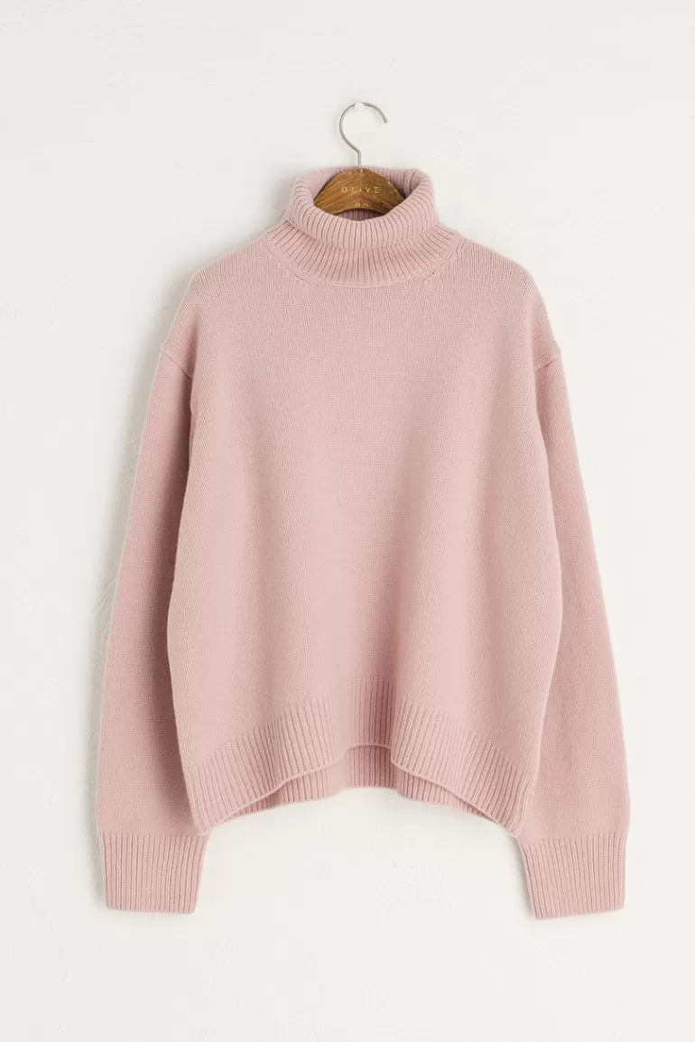 Women Olive Clothing Jane Turtleneck Jumper, Light Pink