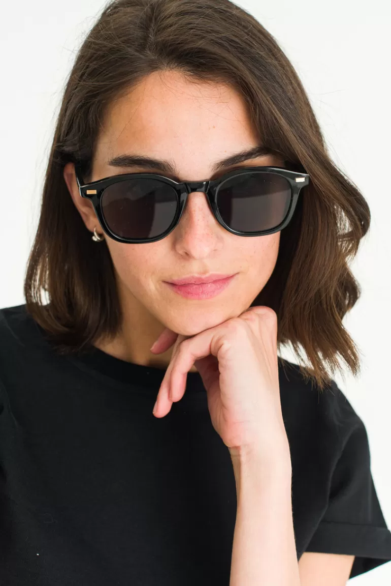 Women Olive Clothing Kaneko Sunglasses, Black