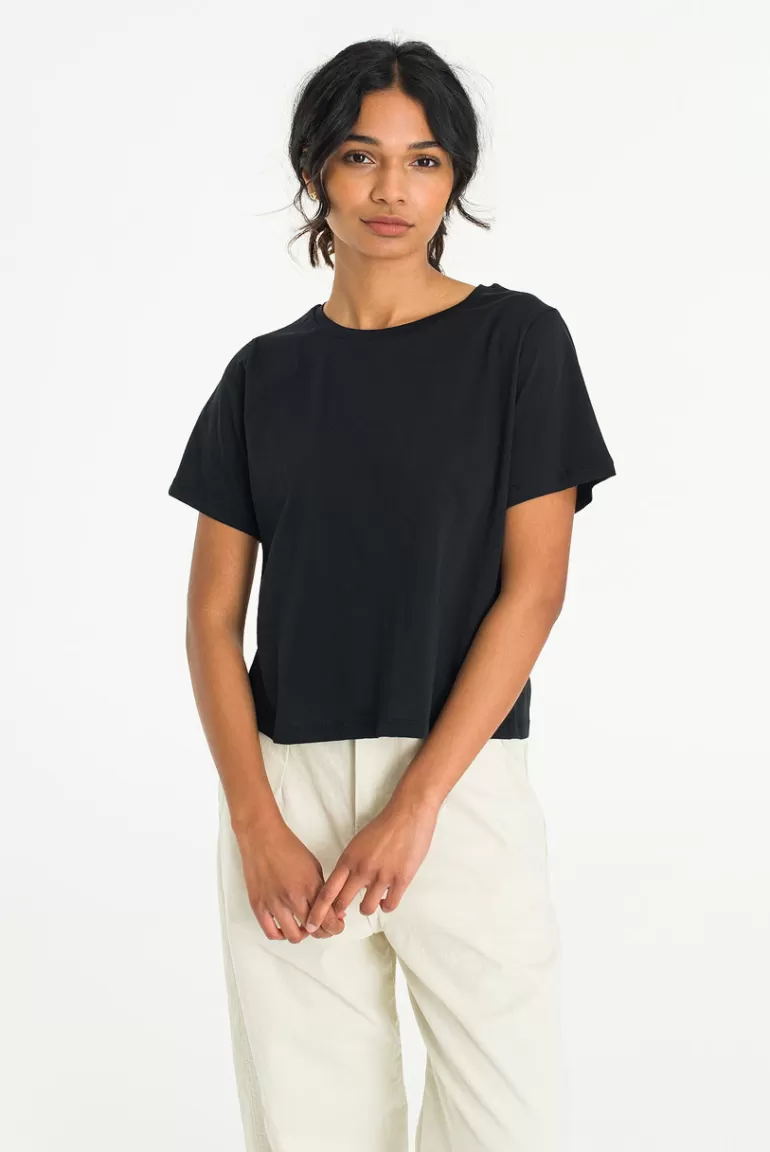 Women Olive Clothing Kiko Crop Tee, Black