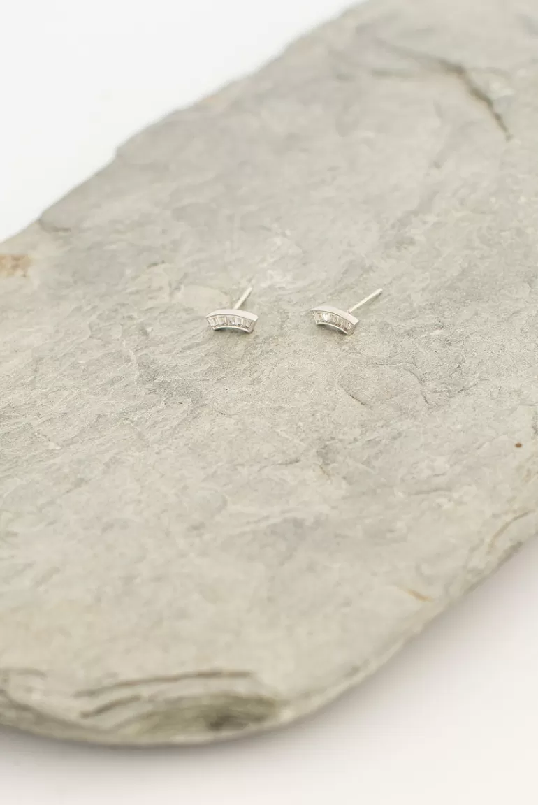 Women Olive Clothing Lacie Simple Studs, Silver Plated