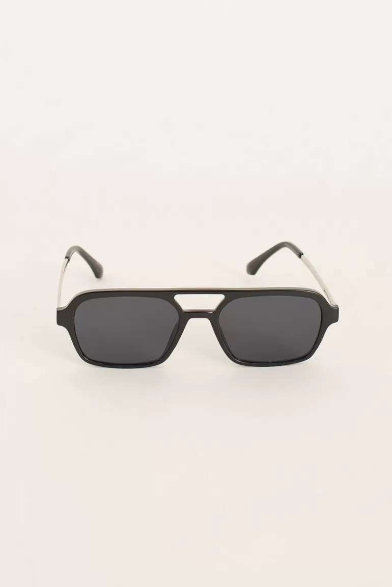 Women Olive Clothing Marco Sunglasses, Black