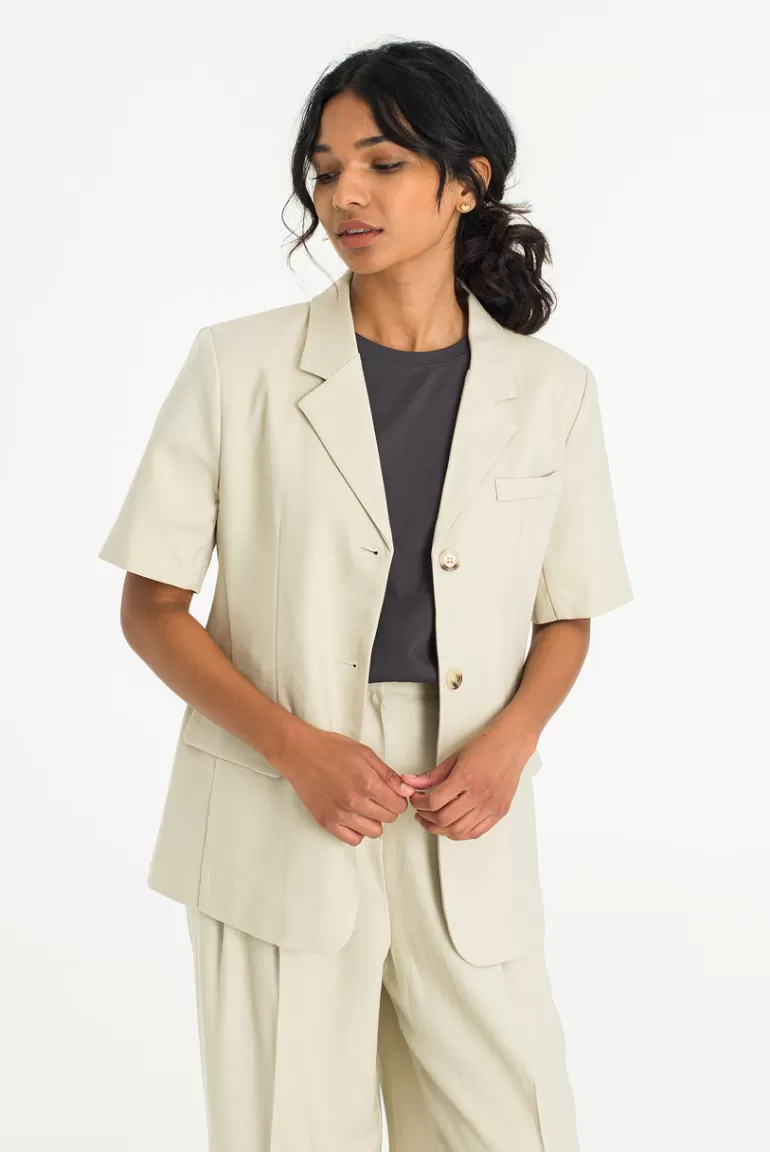 Women Olive Clothing Miko Linen Short Sleeve Jacket, Oat