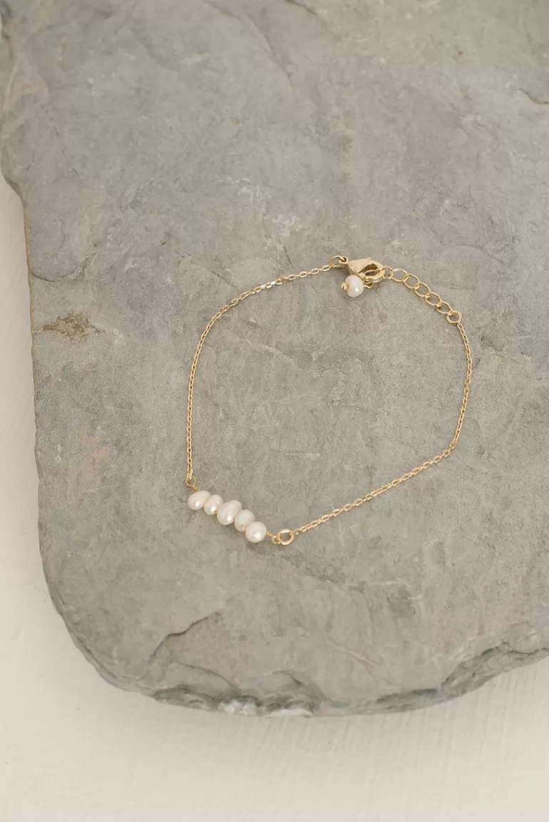 Women Olive Clothing Mini Diva Pearl Bracelet, Gold Plated