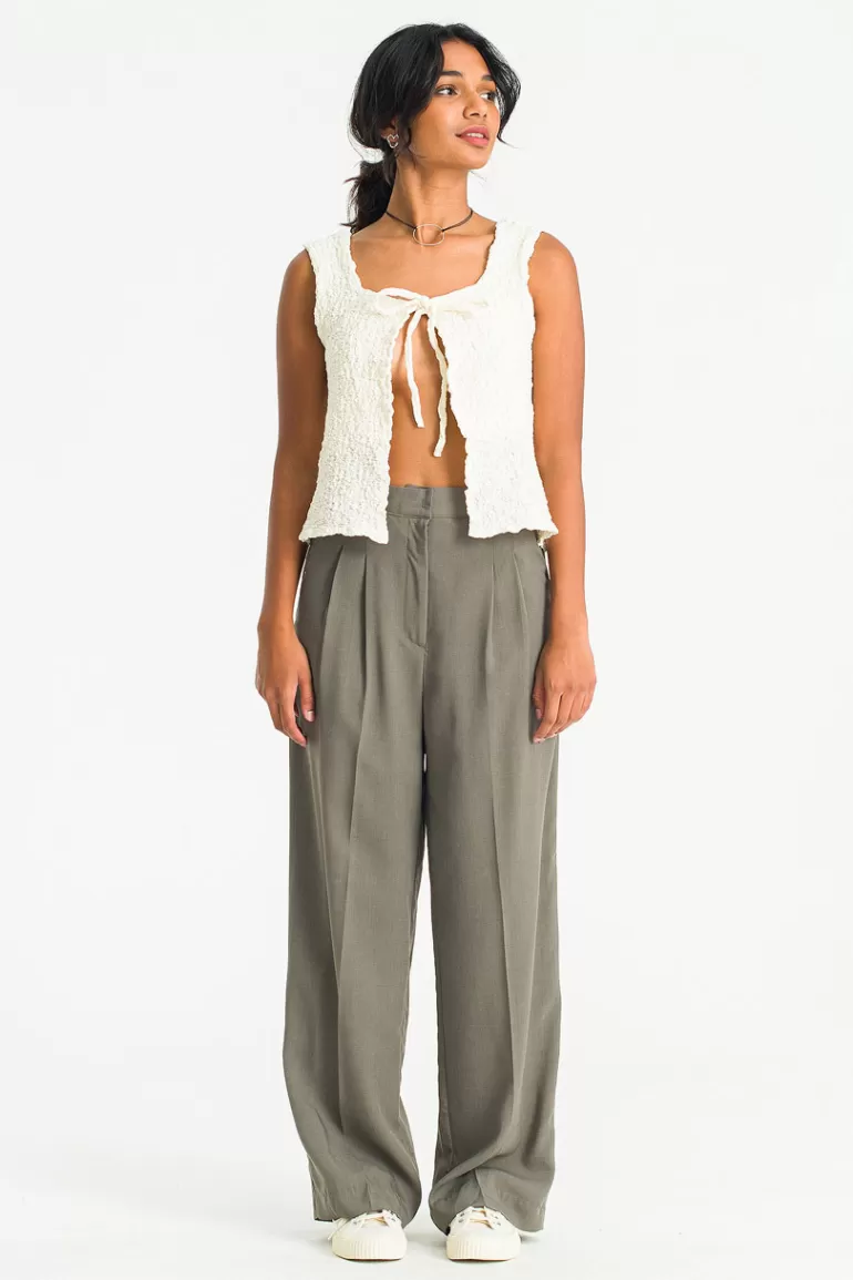 Women Olive Clothing Open Crop Vest, Cream