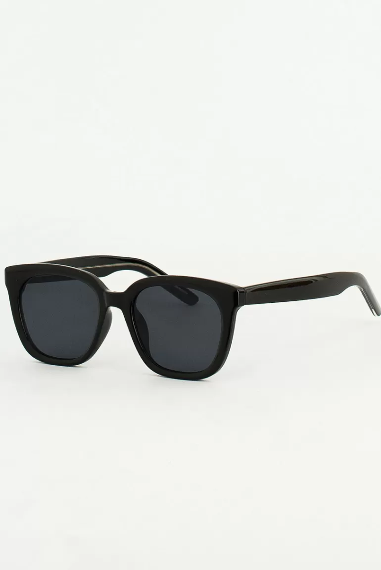 Women Olive Clothing Paran Sunglasses, Black