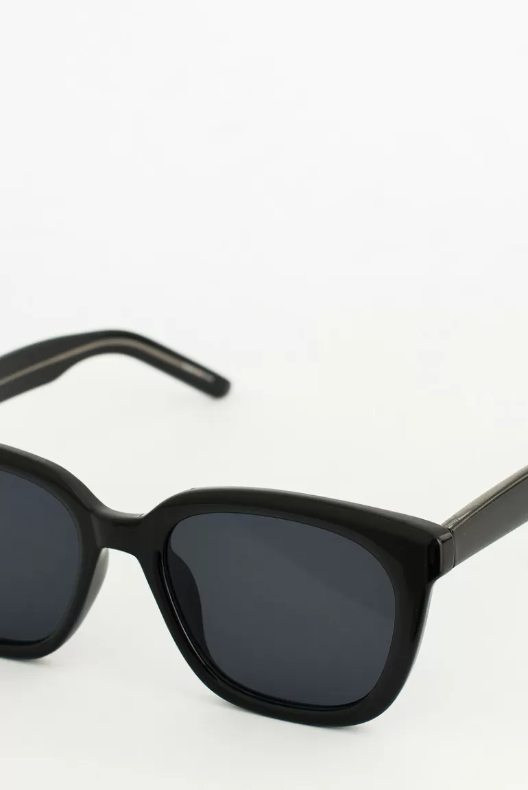 Women Olive Clothing Paran Sunglasses, Black