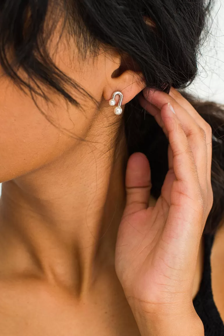 Women Olive Clothing Pearl Clouds End Studs, Sterling Silver