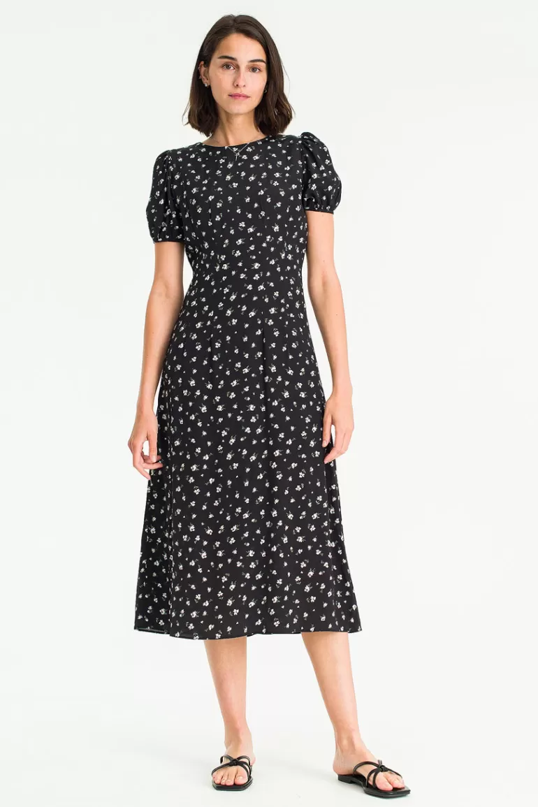 Women Olive Clothing Pin Tuck Flower Print Dress, Black