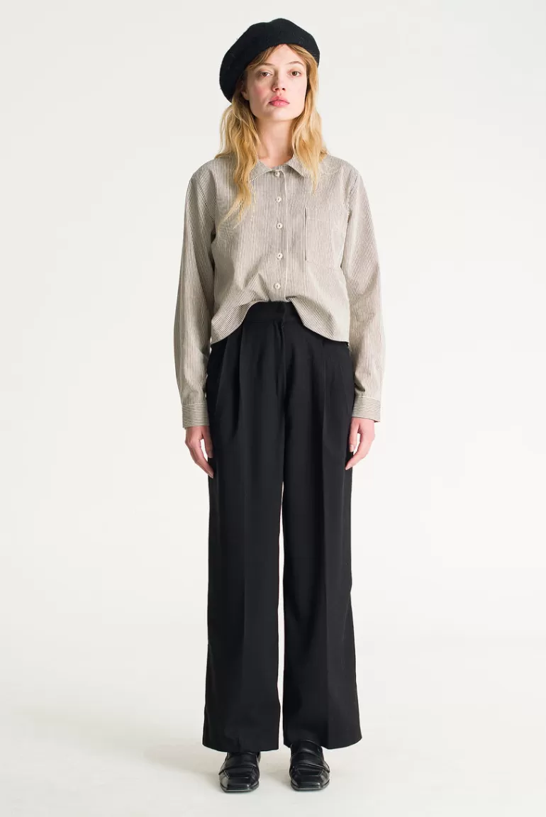 Women Olive Clothing Pleated Daily Slacks, Black