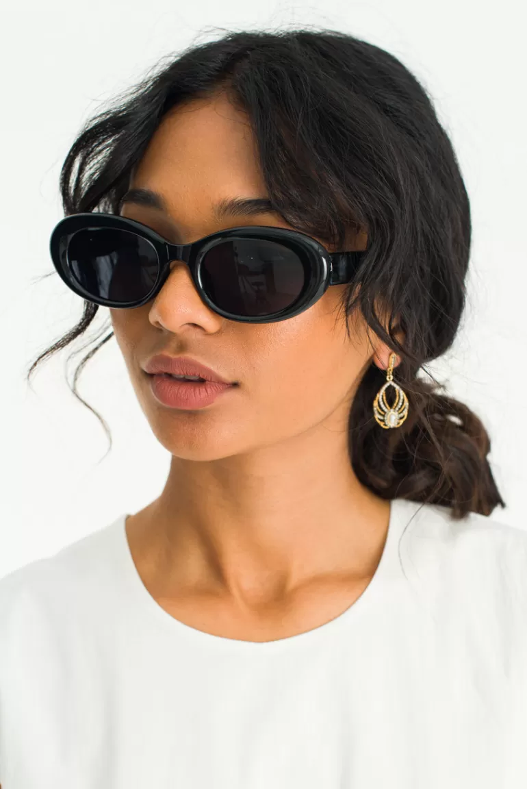 Women Olive Clothing Reina Earrings, Gold Plated