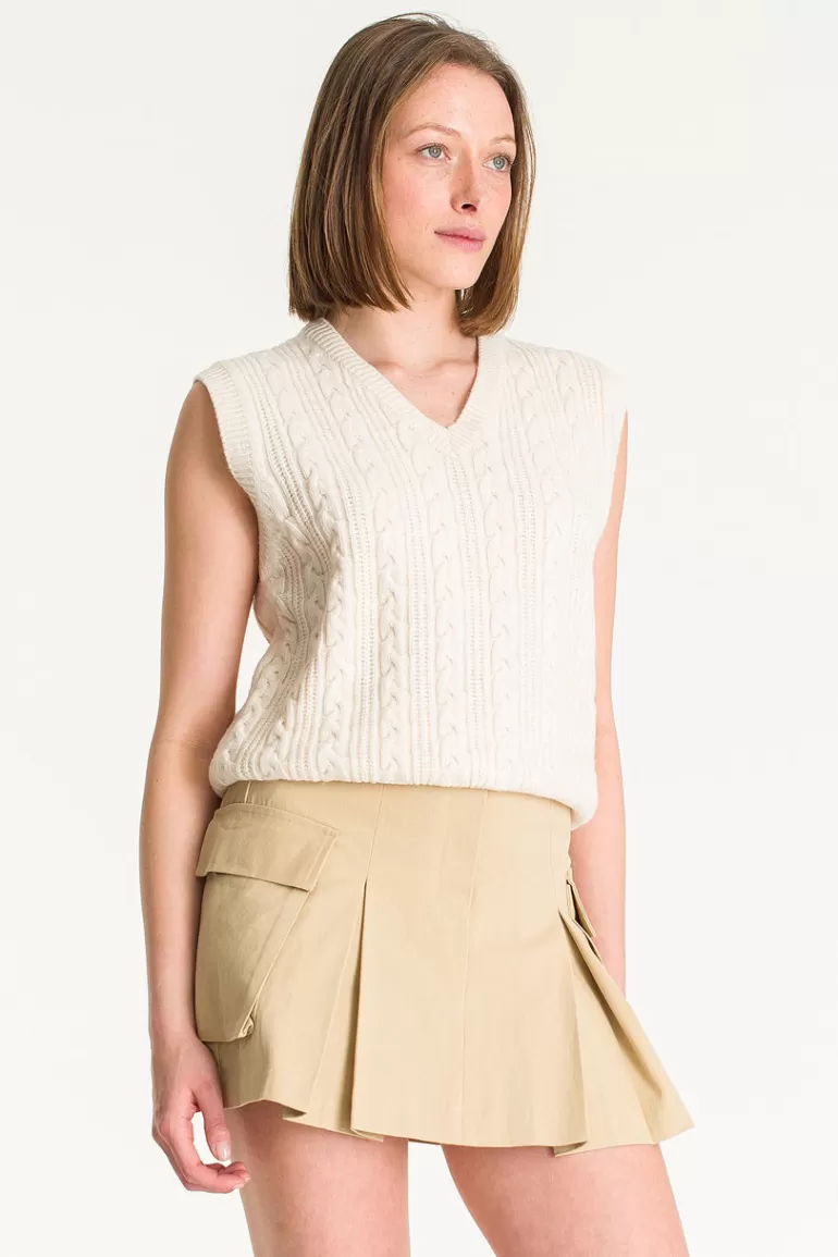 Women Olive Clothing Saka Cable Vest, Cream