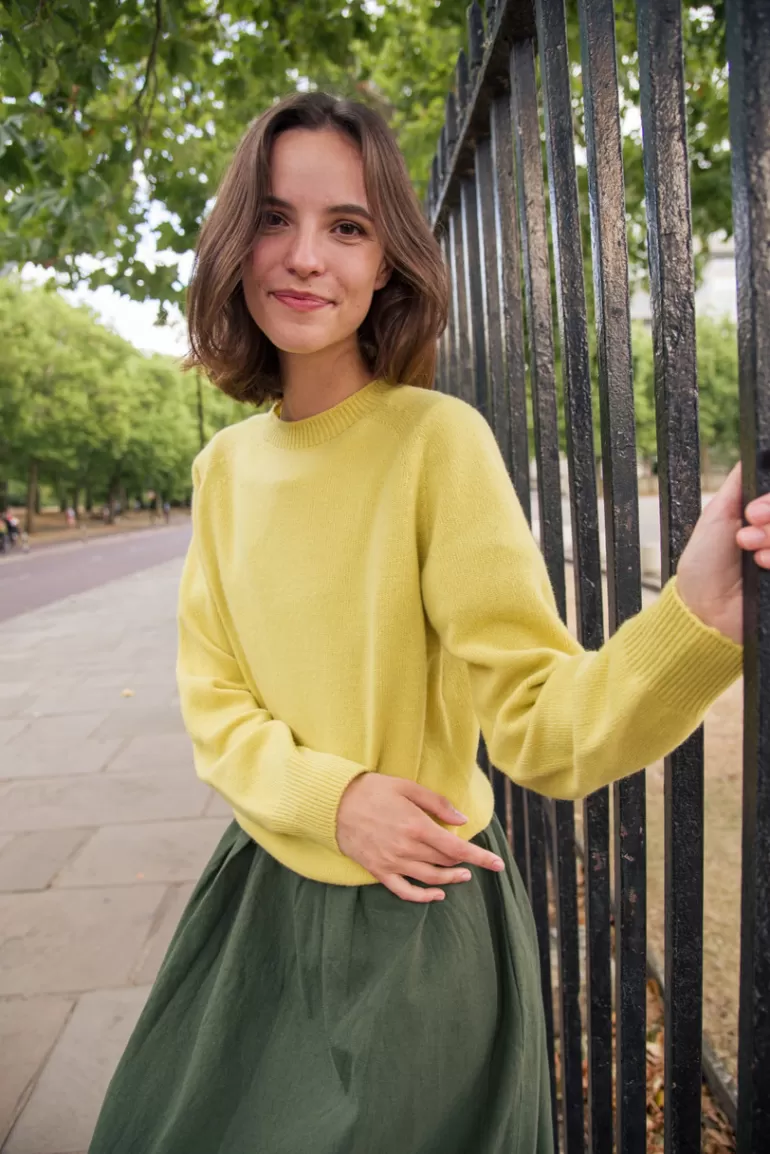 Women Olive Clothing Seamless Raglan Jumper, Pollen