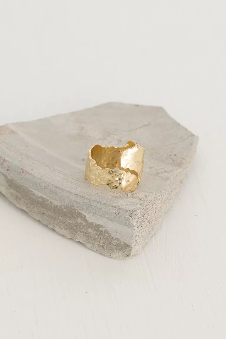 Women Olive Clothing Tabanas Ring, Gold