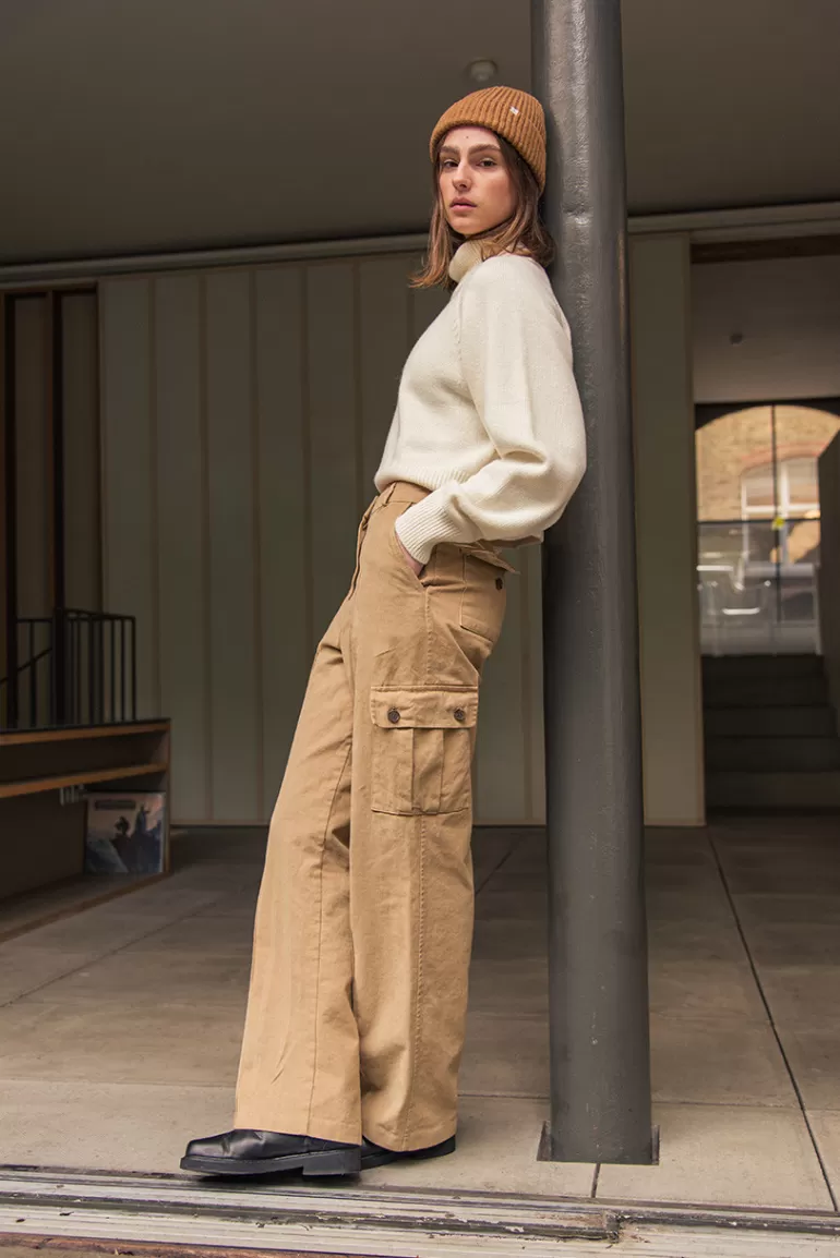 Women Olive Clothing Washed Cotton Cargo Pants, Beige
