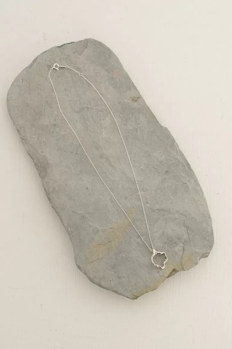 Women Olive Clothing Wave Circle Necklace, 92.5% Silver
