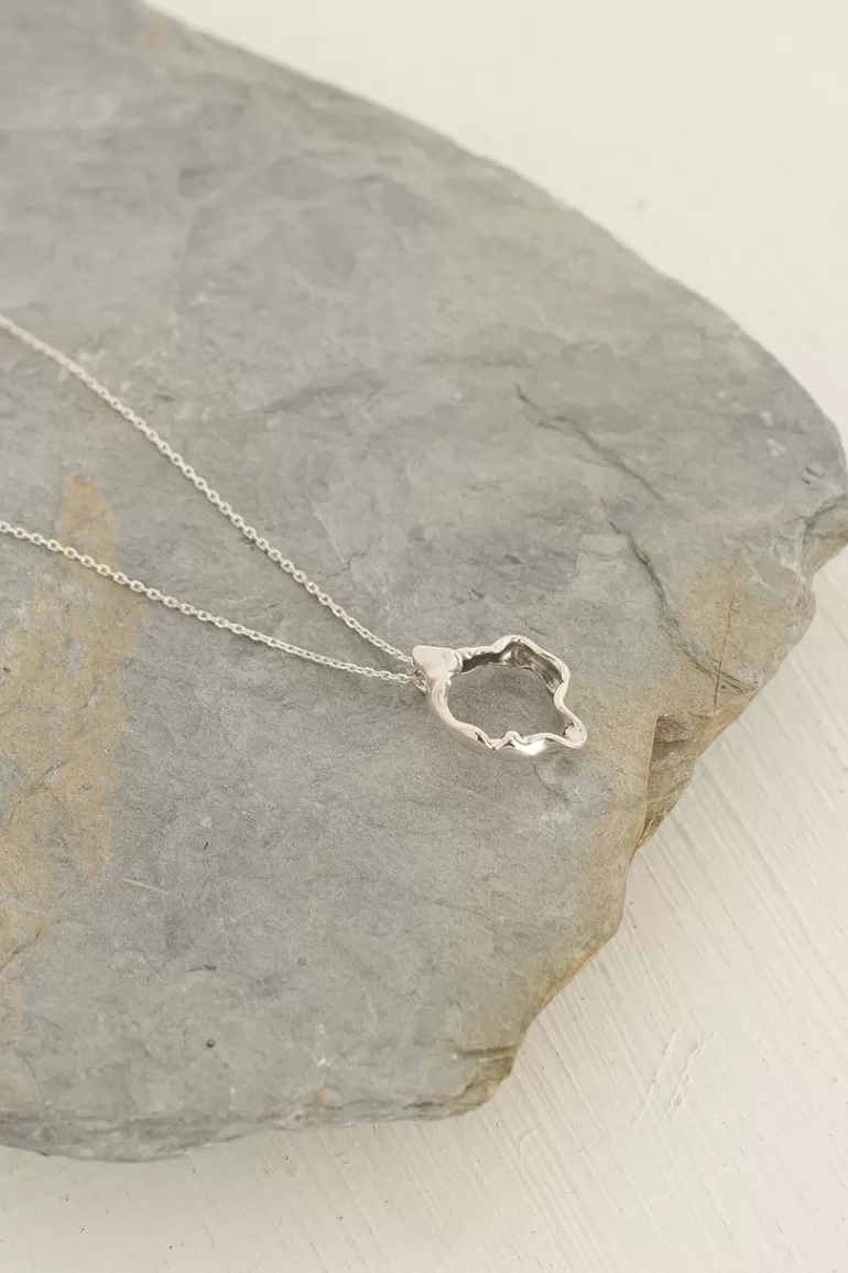 Women Olive Clothing Wave Circle Necklace, 92.5% Silver