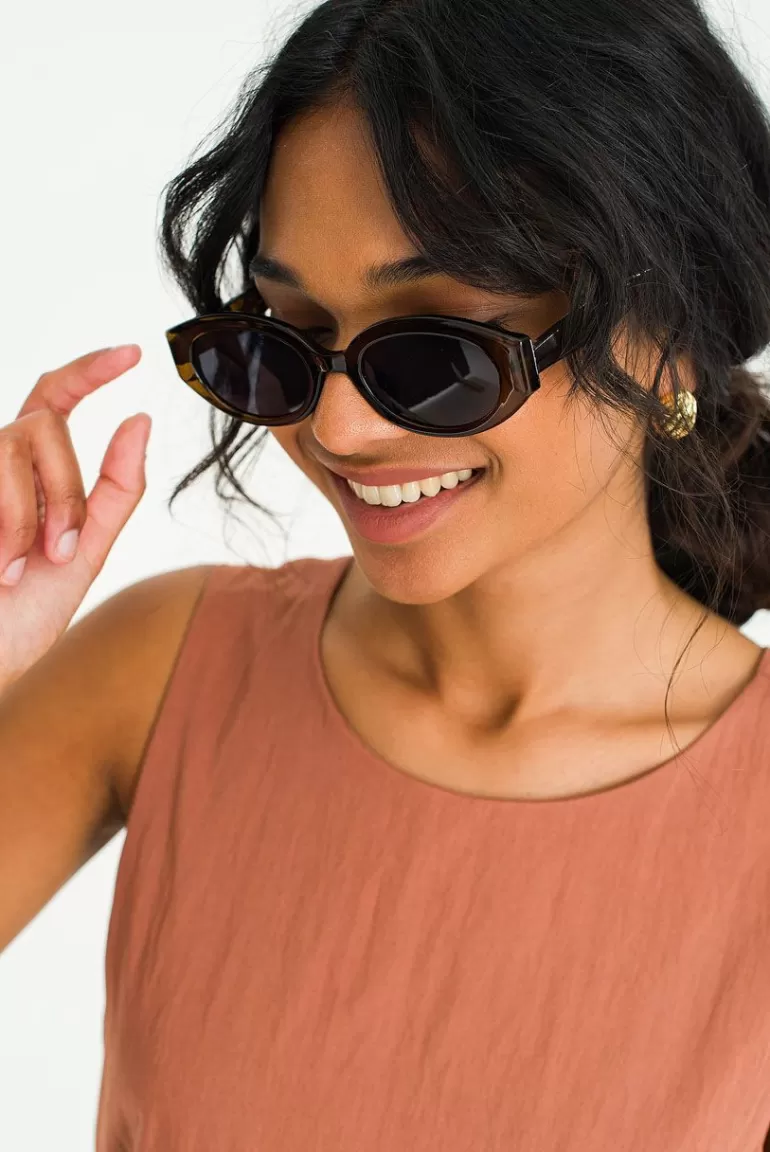Women Olive Clothing Zeny Sunglasses, Brown