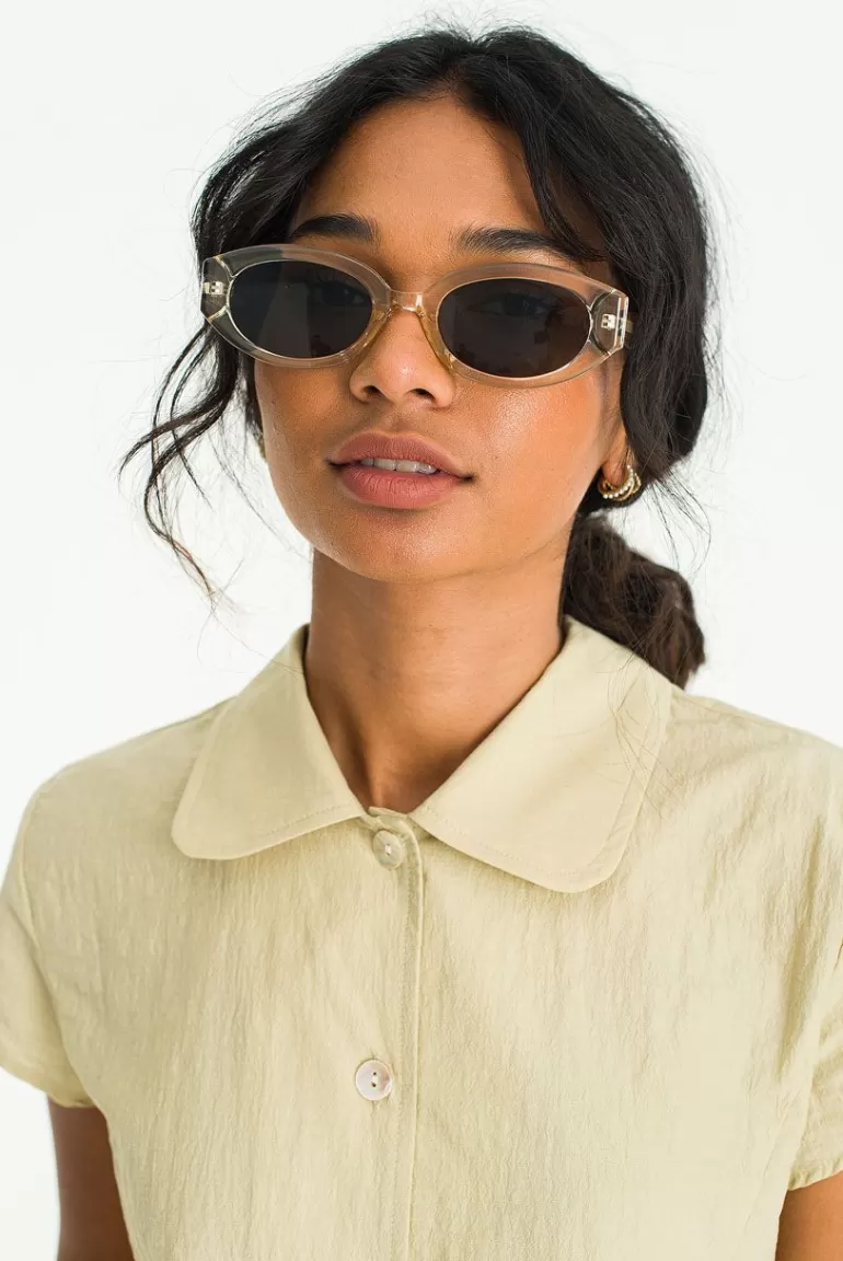 Women Olive Clothing Zeny Sunglasses, Transparant Beige